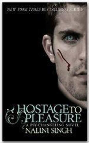 Couverture du livre « Hostage to Pleasure » de Nalini Singh aux éditions Victor Gollancz