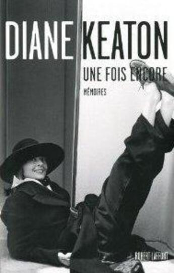 Couverture du livre « Une fois encore » de Diane Keaton aux éditions Robert Laffont