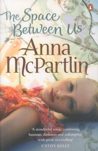 Couverture du livre « Space between us, the » de Anna Mcpartlin aux éditions Adult Pbs