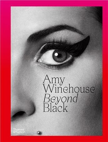 Couverture du livre « Amy winehouse beyond black » de Naomi Parry aux éditions Thames & Hudson