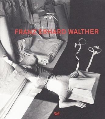 Couverture du livre « Franz erhard walther /anglais/allemand » de Hamburger Kunsthalle aux éditions Hatje Cantz