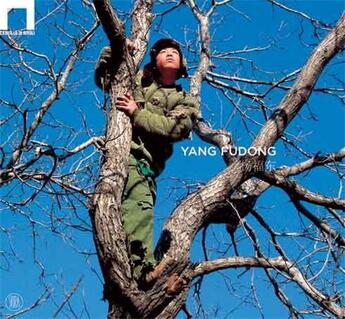 Couverture du livre « Yang fudong » de Marcella Beccaria aux éditions Skira