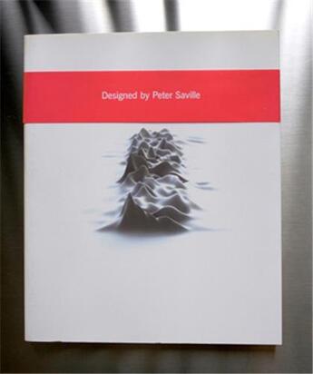 Couverture du livre « Designed by peter saville » de Emily King aux éditions Thames & Hudson