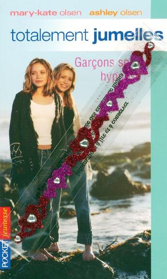 Couverture du livre « Totalement jumelles t.1 ; garçons sous hypnose » de Ashley Olsen et Mary-Kate Olsen aux éditions Pocket Jeunesse