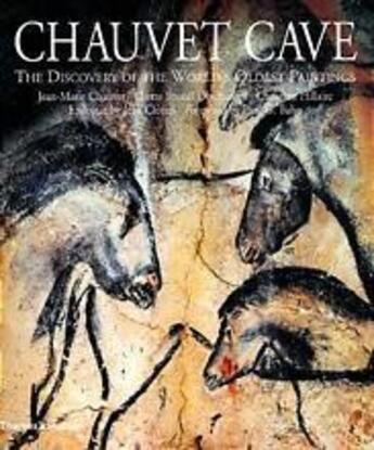 Couverture du livre « Chauvet cave (paperback) » de  aux éditions Thames & Hudson