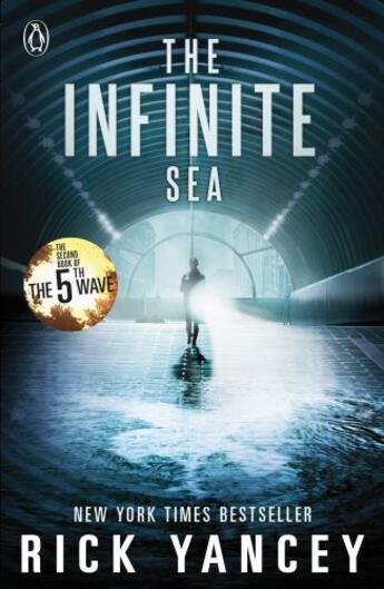 Couverture du livre « The 5th Wave: The Infinite Sea (Book 2) » de Rick Yancey aux éditions Penguin Books Ltd Digital