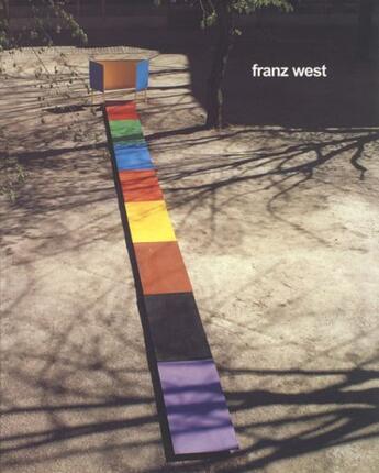 Couverture du livre « Franz West » de Nicolas Bourriaud et Robert Fleck aux éditions Villa Arson