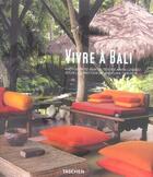 Couverture du livre « Vivre à Bali » de  aux éditions Taschen