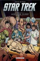 Couverture du livre « Star Trek, Leonard McCoy » de John Byrne et Lovern Kindzierski aux éditions Delcourt