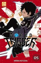 Couverture du livre « World trigger Tome 5 » de Daisuke Ashihara aux éditions Crunchyroll