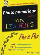 Couverture du livre « Photo numérique pas à pas pour les nuls » de Frederic H. Jones aux éditions First Interactive