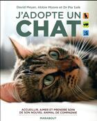 Couverture du livre « J'adopte un chat » de  aux éditions Marabout