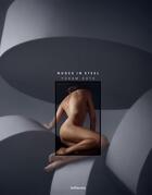 Couverture du livre « Nudes in steel » de Yoram Roth aux éditions Teneues - Livre
