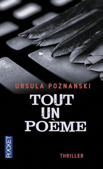 Couverture du livre « Tout un poème » de Ursula Poznanski aux éditions Pocket
